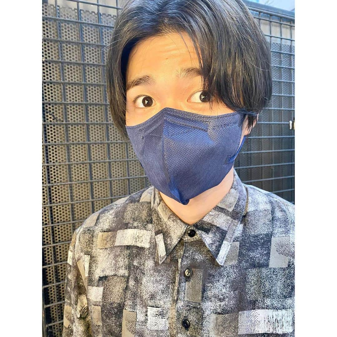 白洲迅さんのインスタグラム写真 - (白洲迅Instagram)「久しぶり黒髪 明日は『ゼロイチ』生出演します あさ10:30から ご覧ください〜 #ゼロイチ #日本テレビ」9月17日 21時37分 - jin_shirasu_official