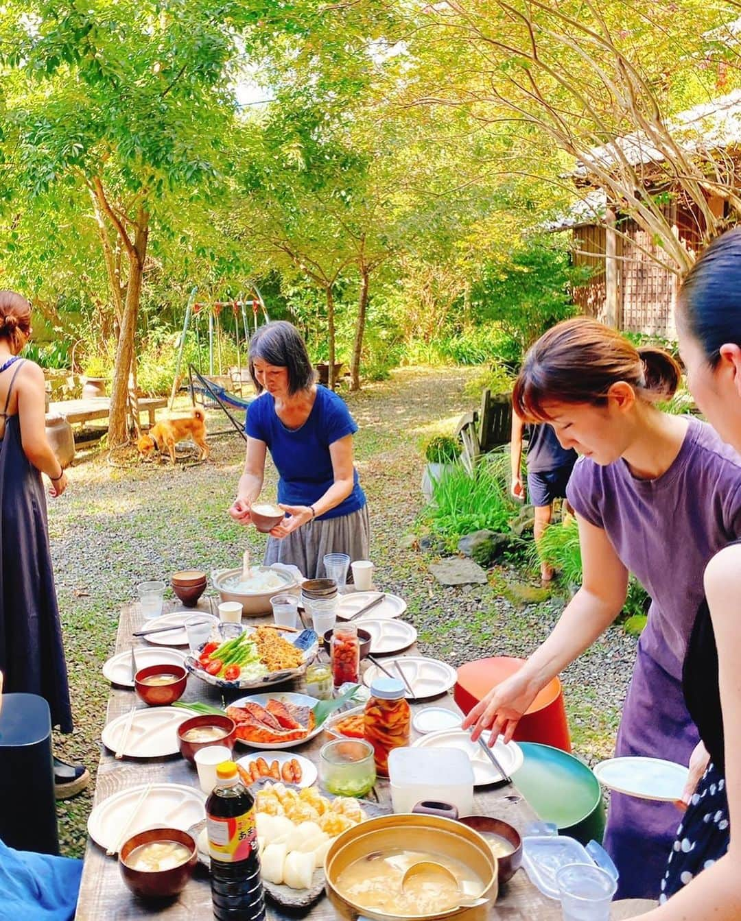 スザンヌさんのインスタグラム写真 - (スザンヌInstagram)「夏の幸せすぎた🤤in @kaisuishu の 朝ごはんと朝んぽを振り返りながら こんな朝ごはん毎日食べたいなぁ🍚夢  気になるカップラーメン（最後🍜）を 食べてる3連休初日の昼下がり🌞  めちゃくちゃ天気良くなってきて 夏に戻ったみたい🔥」9月18日 15時32分 - suzanneeee1028