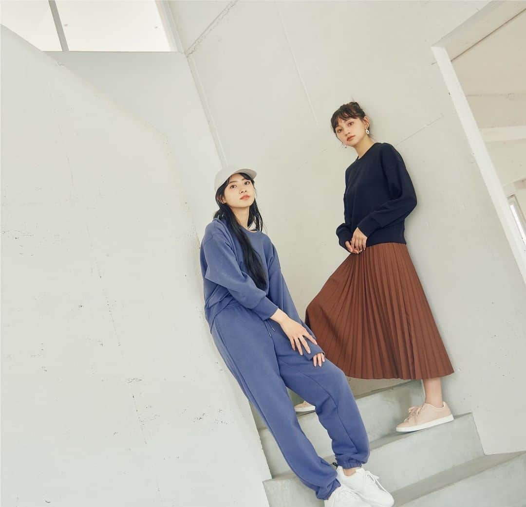 長谷川美月さんのインスタグラム写真 - (長谷川美月Instagram)「.  UNIQLOのサイトの中にあるTODAY'S PICK UPのティーンズの記事にモデルで出演させて頂いてます☺︎  ラフなスウェットでもおしゃれに着こなせるコーデ沢山です！！ ストーリーのURLから是非チェックしてください🌙  #ユニクロスウェット部 #ユニクロティーンズ #uniqloteens #ユニクロ #UNIQLO #PR」9月18日 19時26分 - mxx.____29