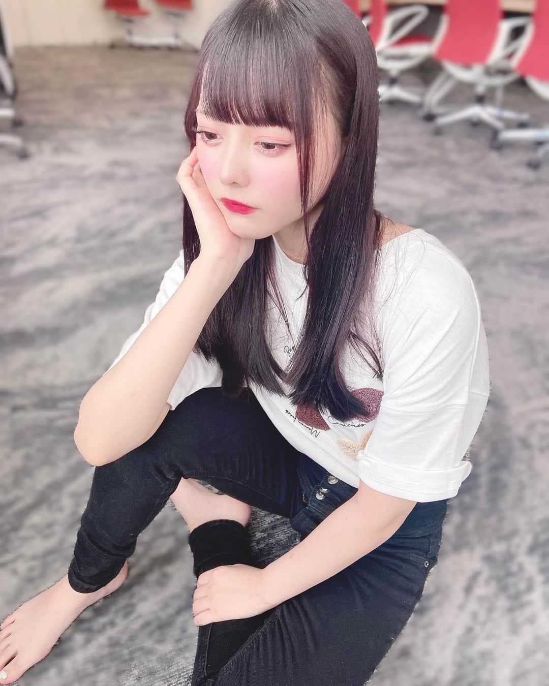 齊藤なぎささんのインスタグラム写真 - (齊藤なぎさInstagram)「😎🐯 ⁡ ⁡ たまにはこういう強めの女の子になりたくなっちゃう！ ⁡ ⁡ ⁡ 赤リップと跳ね上げラインってかわいいよね😘 ⁡ ⁡ みんなも好き〜〜？ ⁡ ⁡ ⁡ #イコラブ #齊藤なぎさ #なーたん #届いてなーたん #idol  ⁡ ⁡」9月18日 20時12分 - saitou_nagisa