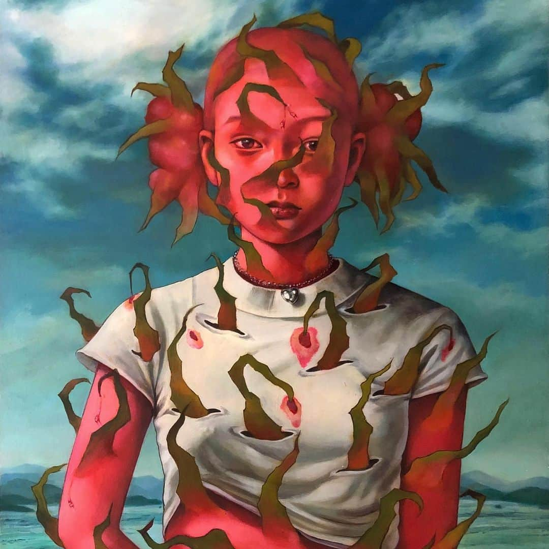 新宅和音のインスタグラム：「ピンク色の地平 Pink Horizon (cropped) 530×455mm  self-hatred in summertime  今日から始まったグループ展「ephemeral 少女たちの領域 2021」に出品しています🍉 now on view at the group exhibition ’ephemeral 2021’ @jiro.miura , a tribute to girls by female artists  #art #artwork #painting #figurativepainting #oilpainting #japaneseart #japaneseartist #japan #portrait #contemporaryart #newcontemporaryart #girl #picoftheday #darkart #lowbrowart #popsurrealism #darksurrealism #beautifulbizarre #アート #油彩 #油絵 #女の子」