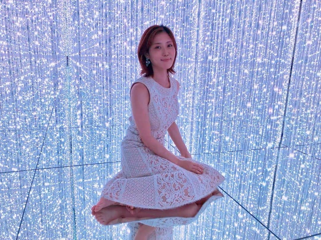 北内みさとさんのインスタグラム写真 - (北内みさとInstagram)「キラキラ💎 ちょー幸せな1日をぁりがとぅ🍒  @teamlab  #チームラボ #teamlab #チームラボ豊洲 #写メ会 #豊洲 #チームラボプラネッツ #tokyo #japanesegirl #フォトブース #followme」9月18日 20時57分 - unyn1992