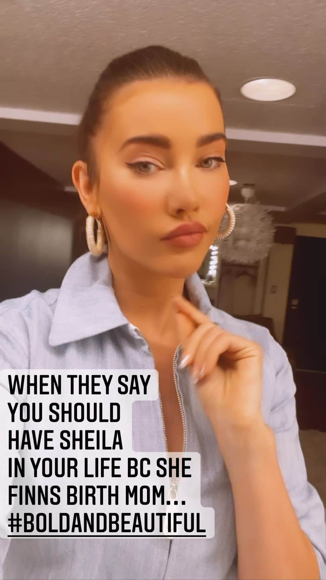 ジャクリーン・マッキネス・ウッドのインスタグラム：「@boldandbeautifulcbs」