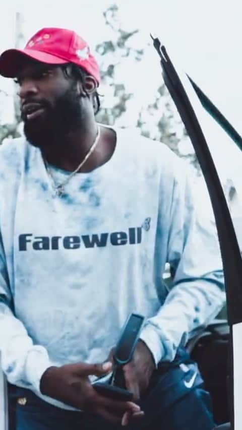 アンドレ・ドラモンドのインスタグラム：「@bryanemolina 📽 @farewell_worldwide」