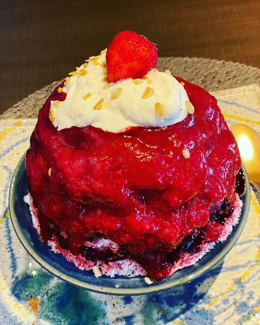 有吉弘行さんのインスタグラム写真 - (有吉弘行Instagram)「かき氷は毎日食べます。」8月26日 11時04分 - ariyoshihiroiki