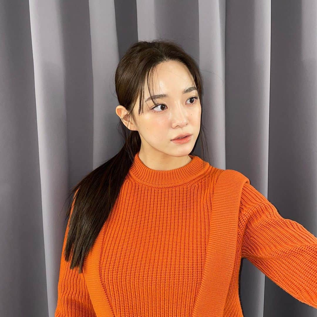 キム・セジョン（Gugudan SeMiNa）さんのインスタグラム写真 - (キム・セジョン（Gugudan SeMiNa）Instagram)「🧡  #bazaar #michaelkors」8月26日 12時22分 - clean_0828