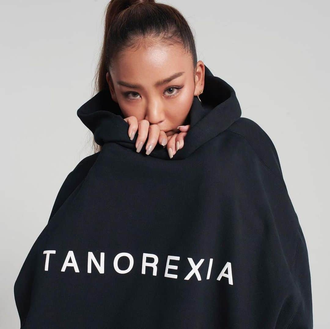 菅又菜摘（ナツ）さんのインスタグラム写真 - (菅又菜摘（ナツ）Instagram)「Limited to 3days from today!🌞  @tanorexia_official Pop-up store @royal_flash_official jingumae 8/27-29.  OPEN 11:30-20:30  ROYAL FLASH 神宮前店 東京都渋谷区神宮前6-18-8  #tanorexia  #タノレクシア　 #royalflash  #ロイヤルフラッシュ」8月27日 2時23分 - kogenatsu920