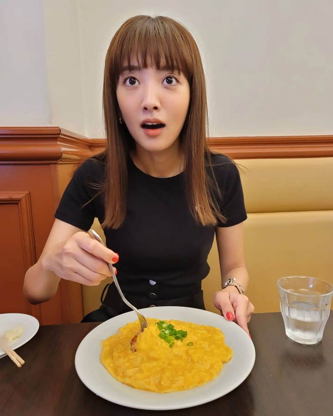 夏菜さんのインスタグラム写真 - (夏菜Instagram)「「オムライス?」 ちがう! 明太パスタでてきたーーー!🍝 ピンボケ🐷へんな顔してるわ。笑」8月26日 18時30分 - natsuna_official