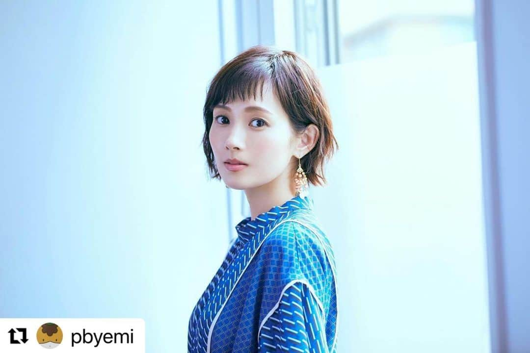 安倍なつみさんのインスタグラム写真 - (安倍なつみInstagram)「＊スタッフです    【掲載情報】 TV LIFE web   https://www.tvlife.jp/pickup/390400/3#    素敵な写真をありがとうございました📷  Thanks✨ photo by @pbyemi    ================ #Repost @pbyemi with @make_repost ・・・ * #安倍なつみ さんを撮影させていただきました！ 他にも写真掲載していただいてますので、記事見てください〜！ https://www.tvlife.jp/pickup/390400 * #パウパトロール  #パウパトロールザムービー  #portraitphotography  ================  #安倍なつみ #映画パウパト #パウパト #パラマウントファミリー」8月27日 12時04分 - natsumiabe_official