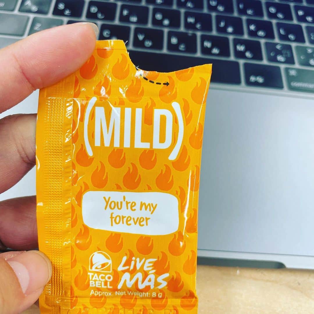 南瀬奈のインスタグラム：「#南さんには難しい #不器用」
