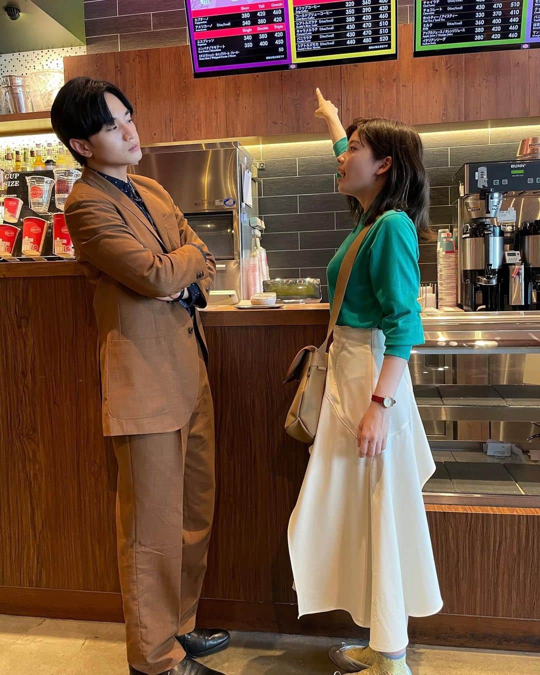 長谷部宗介さんのインスタグラム写真 - (長谷部宗介Instagram)「ハニーラテのグランデ  頼みたいなって。  純粋に思った。笑  好きそうだし。  話したい事あったからね。  2枚目以降はかのきれ4コマ劇場コーナーです。  もうすぐ夏も終わるね。  #cafe #honey #latte #OOTD #ootdfashion #fashion #Asia #Japan #Tokyo #彼女はキレイだった #中島健人Instagram」8月27日 21時01分 - k.n_sosuke.hasebe