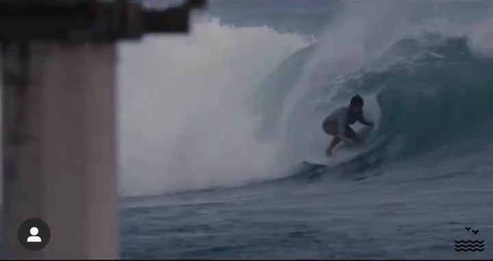 前田マヒナのインスタグラム：「First week at home was eventful 🤩🥰   Repost @oahusurffilms」