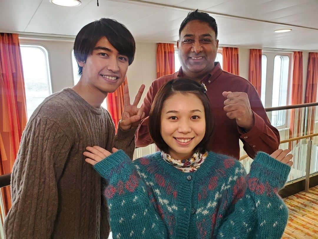 日本テレビ ドラマ「あなたの番です」さんのインスタグラム写真 - (日本テレビ ドラマ「あなたの番です」Instagram)「本日のオフショはシンイーちゃん軍団🌏✨ 実際の船内でパシャリ📸  #金澤美穂 #井阪郁巳 #バルビー #撮影前は高波で船が大揺れ🚢😱 #でも久々のカタコト台詞も #息ピッタリのトリオ👏 #この３人は無事でいて欲しい件 #公開まで #シバシマタレヨ👀 #あなたの番です劇場版 #あな番 #ザワつく12月10日」8月27日 18時00分 - mysteryday_ntv