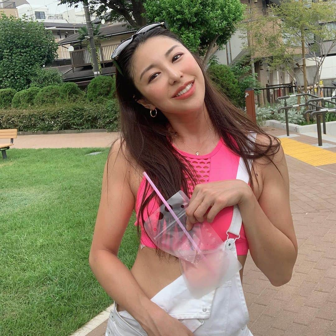 池田ゆりさんのインスタグラム写真 - (池田ゆりInstagram)「ⓢⓜⓘⓛⓔ ⁡ smileなstyleで✌️ ⁡ ⁡ #summer #makeup #夏 #ウエア #トレーニングウェア #cbdプロテイン #cbd #メイク #fitness #筋トレ #恵比寿パーソナルジム #owner #女性トレーナー #夏天 #照片 	#맞팔　#일상　#맛있어」8月27日 18時56分 - yuri_hj_726