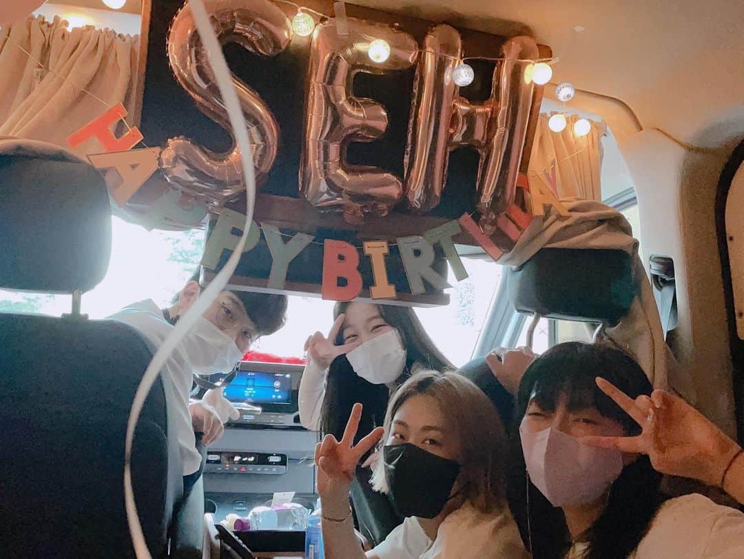 ソ・イヒョンさんのインスタグラム写真 - (ソ・イヒョンInstagram)「고맙고 사랑하는 우리팀 💝 선물같은 우리 스텝들💕」8月27日 22時47分 - ssoyang84