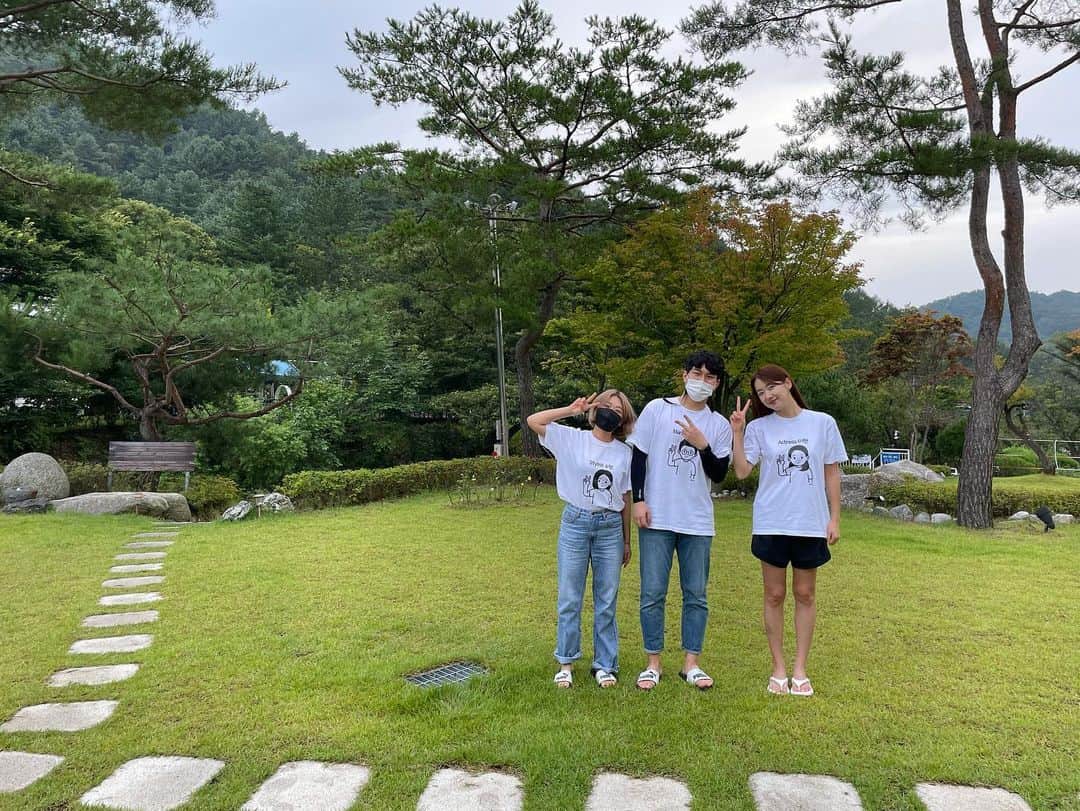 ソ・イヒョンさんのインスタグラム写真 - (ソ・イヒョンInstagram)「고맙고 사랑하는 우리팀 💝 선물같은 우리 스텝들💕」8月27日 22時47分 - ssoyang84