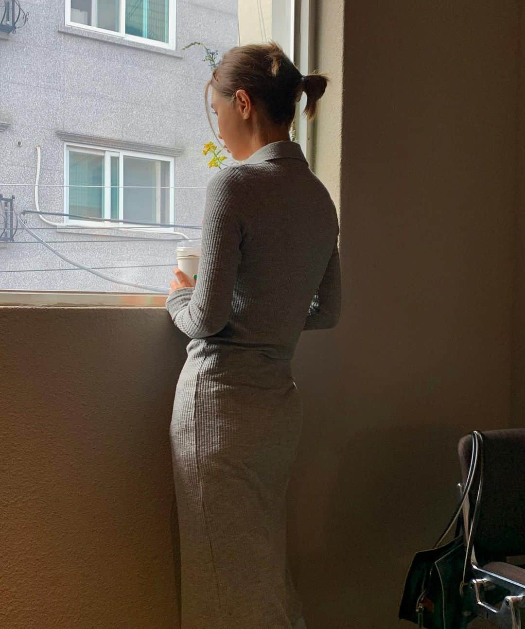 キム・ボラムさんのインスタグラム写真 - (キム・ボラムInstagram)「비 참 요상하게 온다 😢 #르라미」8月27日 22時52分 - _ram_e