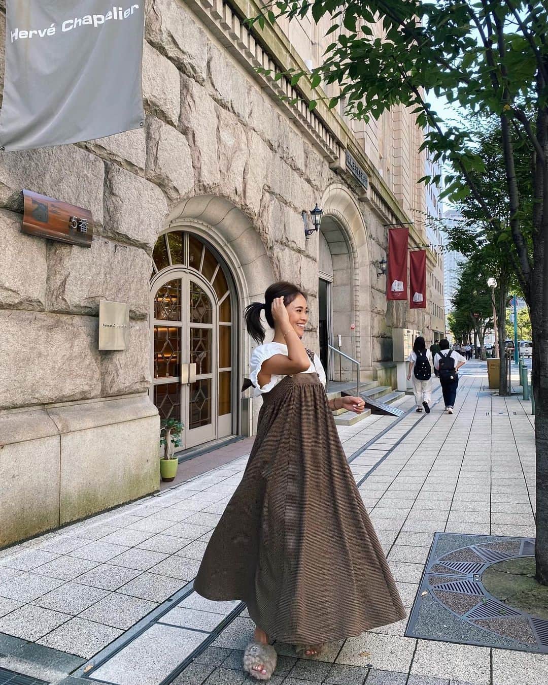Risako Yamamotoさんのインスタグラム写真 - (Risako YamamotoInstagram)「🦦🌾🧅🥜🍪  brown day🤎  #ootd #fashion #coordinate  #rosymonster #coel #rochas #CHANEL」8月28日 11時06分 - risako_yamamoto
