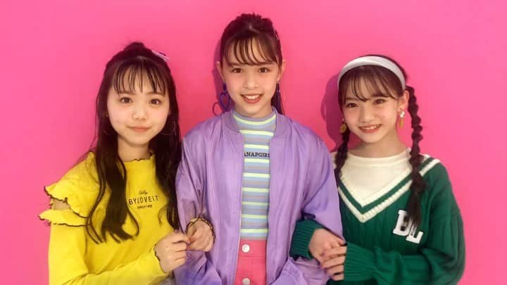 ニコ☆プチのインスタグラム：「🎀🍒💝  みんなに元気をちゅーにゅー🤘🏻💗‼︎!  10月号たくさん楽しんでね🤗🤗🤗  #小松崎ふたば #星名ハルハ #星乃あんな  #はるふあん」