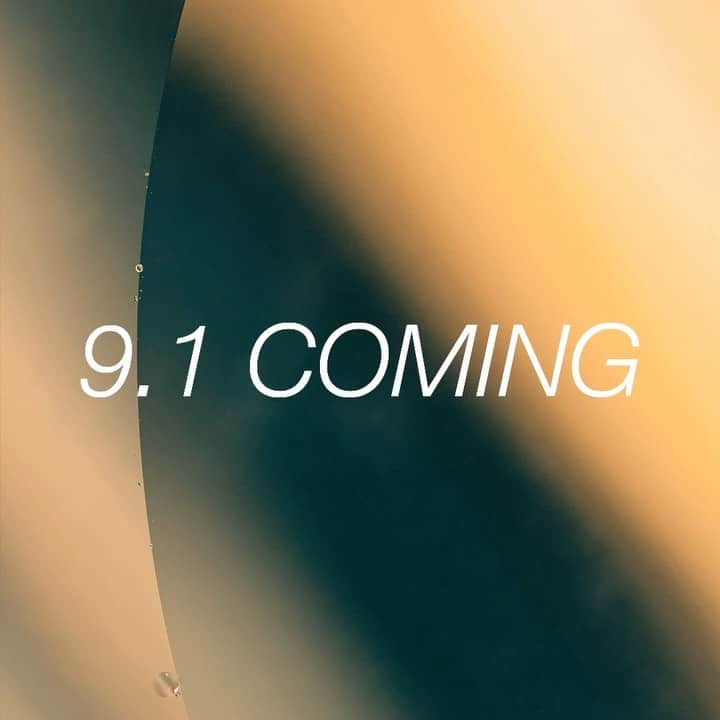 THE PUBLIC ORGANICのインスタグラム：「9.1 Coming カラーリップ限定色「#アーバンブラウン」の発売に加え、 9月1日から特別な企画、商品、キャンペーンが続々登場します。 お楽しみに！  ............   #thepublicorganic #ザパブリックオーガニック #オーガニックコスメ #新作コスメ #アニバーサリー #限定商品 #新商品 #数量限定 #プチプラコスメ #プチプラリップ #ドラコス #カラーリップ」