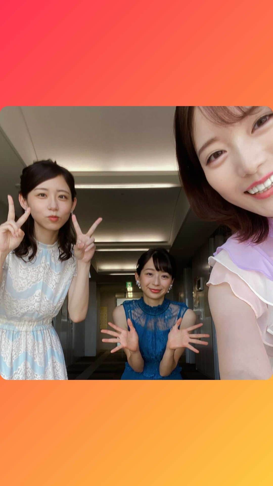 フジテレビアナウンサーのインスタグラム：「. 新人アナウンサーの山本賢太です！ ⁡ 今夜から2夜連続、ゴールデンタイムでぶっ通し生放送でお送りする 『FNSラフ＆ミュージック～歌と笑いの祭典～』 ⁡ この超大型プログラムの総合司会になんと…小山内・小室・竹俣、同期の3人娘が大抜擢されました！ ⁡ 3人ともファイトー！！！ ⁡ この夏、フジテレビがお送りする一大エンターテインメントショー、是非ご覧ください！ ⁡ ⁡ #バスガイドさん風番宣 #右手に見えますのはラフアンドミュージックです #竹俣紅 @benitakemata_official  ⁡ #練習のしすぎでラフアンドミュージックしか言えなくなってしまった #小室瑛莉子 ⁡ #ラフアンドミュージックを言いたい今湊先輩に立ちはだかる #小山内鈴奈 ⁡ #僕もちょびっと出演させて頂きます #山本賢太 ⁡ #ラフアンドミュージック #2夜連続生放送 ⁡ ⁡」