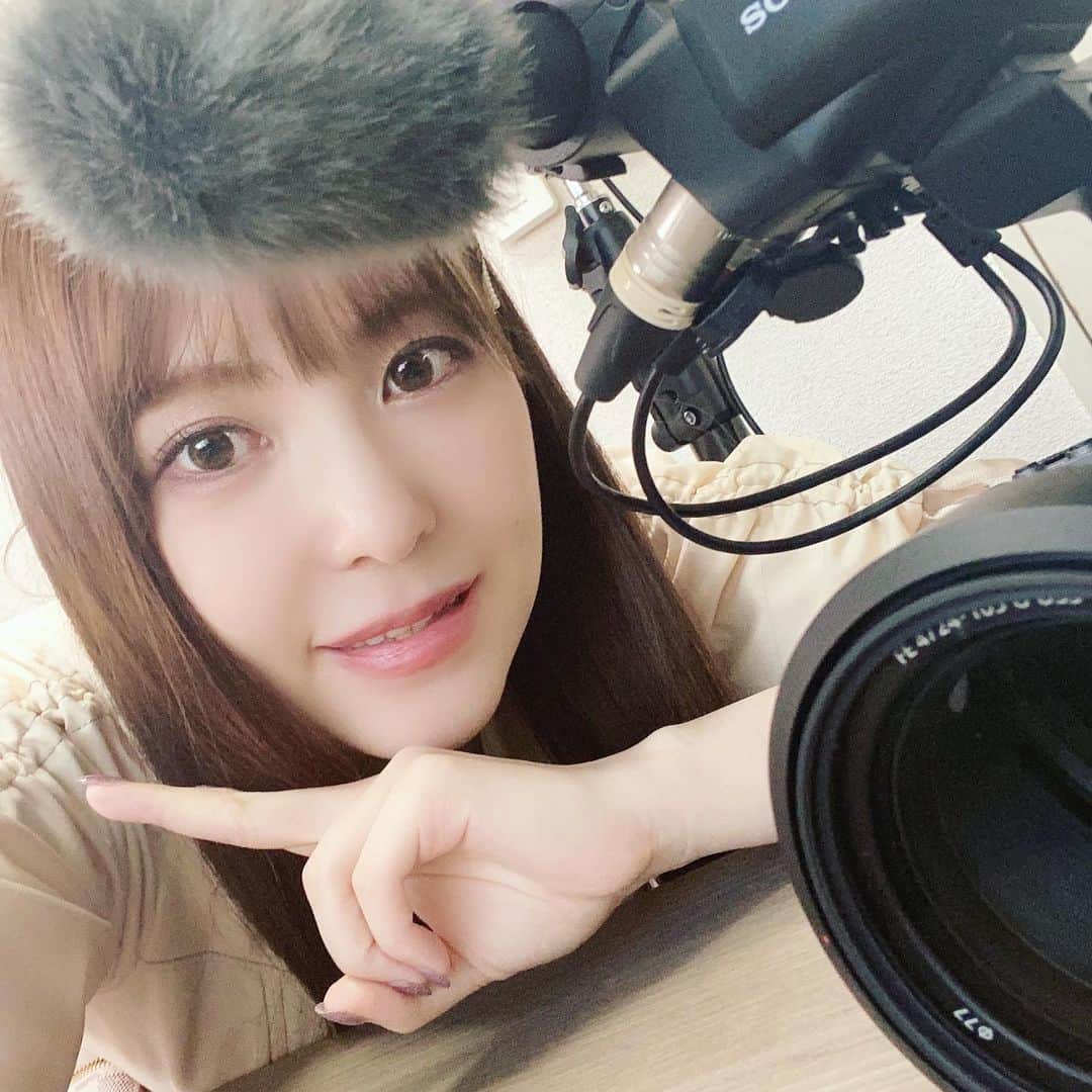 のインスタグラム：「GOOD EVENING! . 打ち合わせなどなどしてきたよ❣️ . 楽しみなことを少しづつ積み上げてます . 頑張ろう❣️ #maon11th」