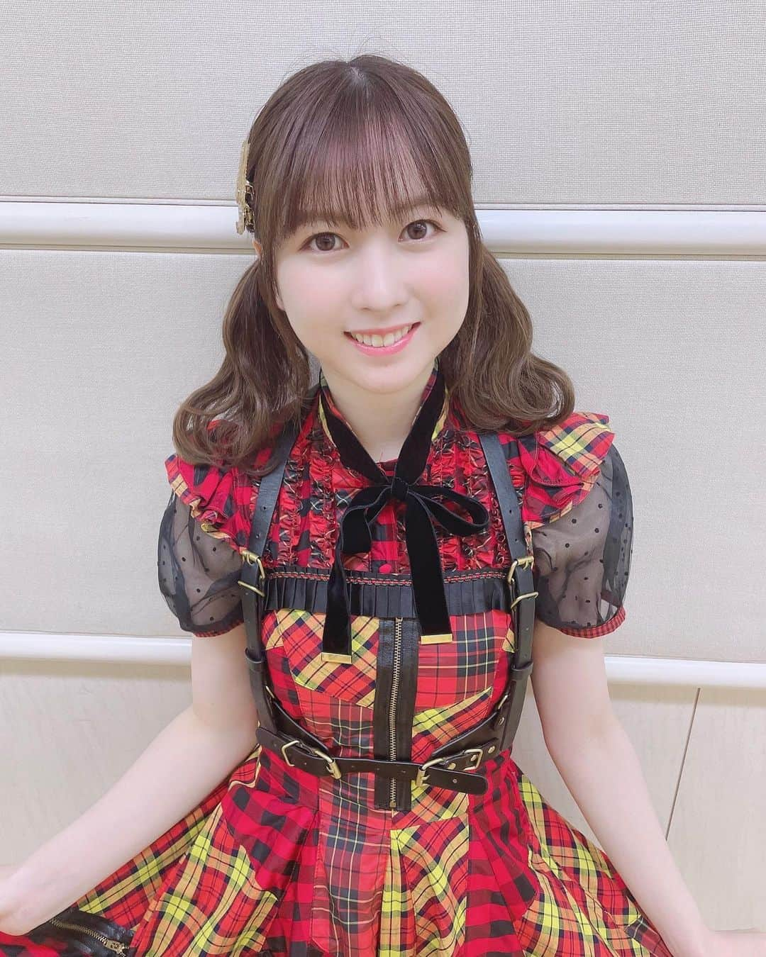 永野芹佳さんのインスタグラム写真 - (永野芹佳Instagram)「#アットジャム ありがとうございました☺️💓  ライブ楽しかったあああ✨  そして本日の衣装👗 赤と黄色のチェックで最高に 可愛いすぎました🥺🍓」8月28日 21時21分 - iroziro_serika