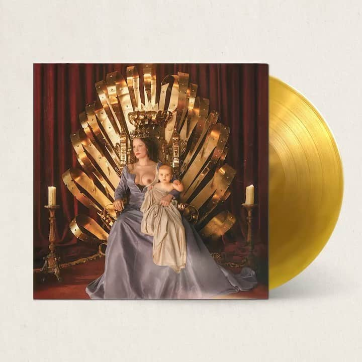 ナイン・インチ・ネイルズのインスタグラム：「@iamhalsey’s ‘If I Can’t Have Love, I Want Power’ produced by Trent Reznor & Atticus Ross available now on vinyl.   Link to vinyl in bio.」