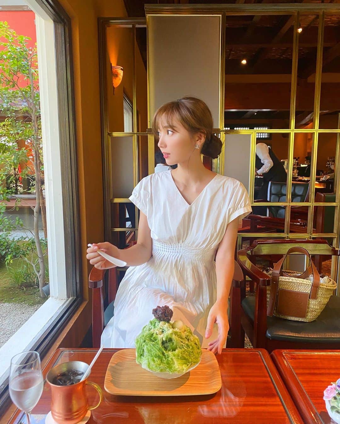 岡部あゆみのグルメインスタ