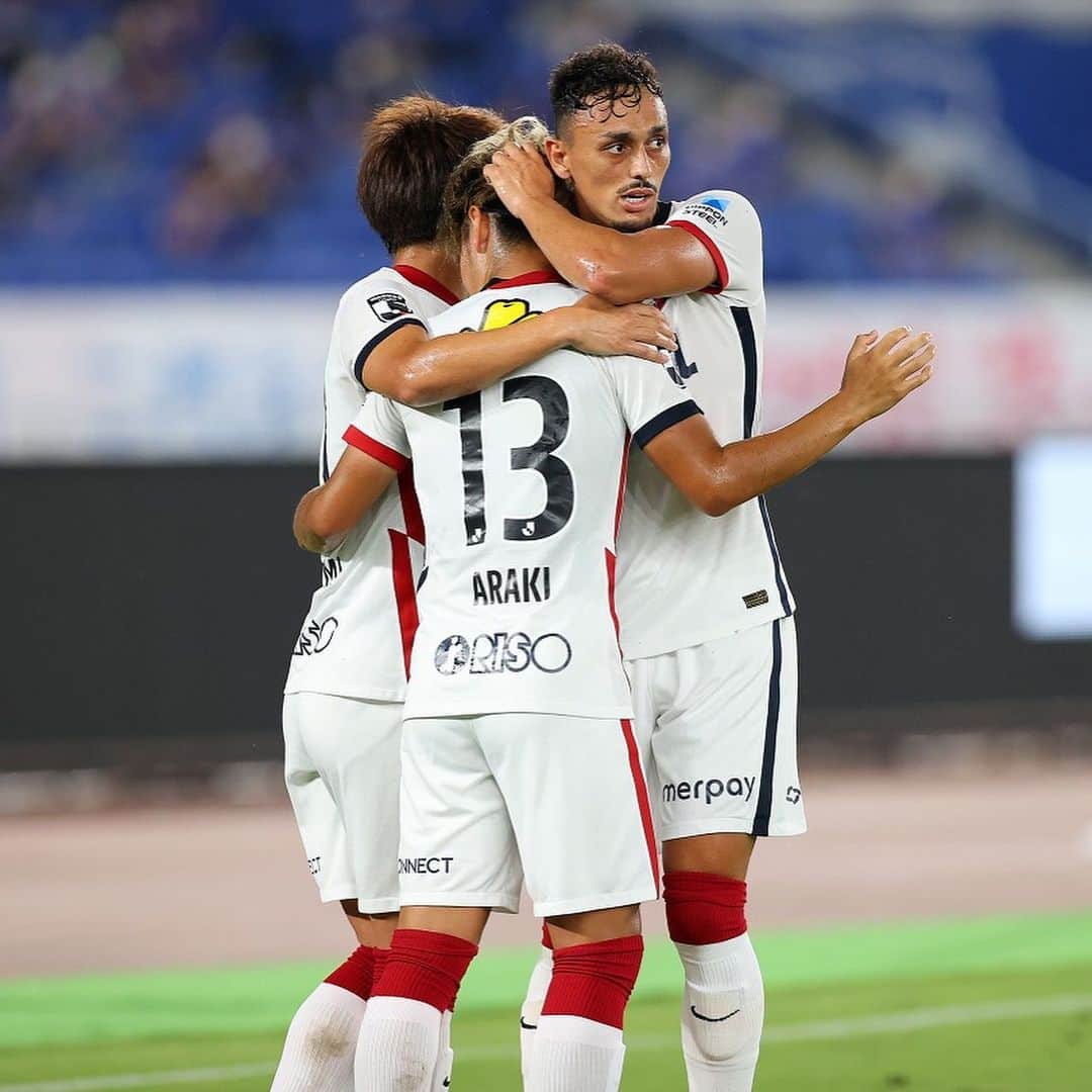 のインスタグラム：「. 2021.08.28.  みんなで勝ちとった勝利は最高❗️ 次はルヴァンに向けていい準備を！  #jリーグ  #鹿島アントラーズ  #荒木遼太郎 #13」