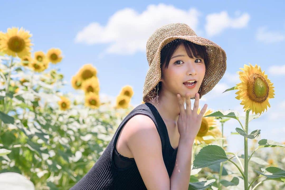 山本ゆうかのインスタグラム：「更新してないけど生きてるよ(꜆꜄•ω•)꜆꜄꜆ イチナナライブのイベントで頭がいっぱいになって、他の事考えられん() (元から同時に物事進められないけど)」