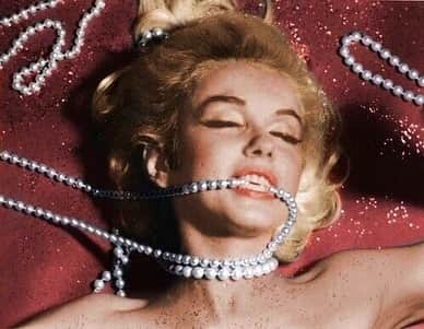 のインスタグラム：「Sexiest woman to ever live 💋」