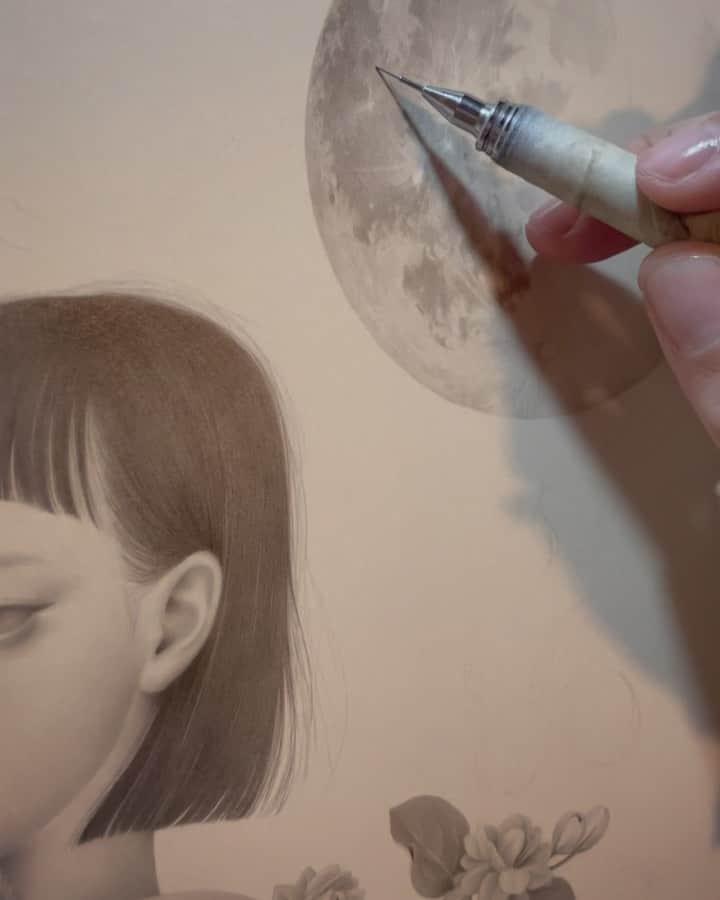 おざぶのインスタグラム：「wip🌕🐇🌾」