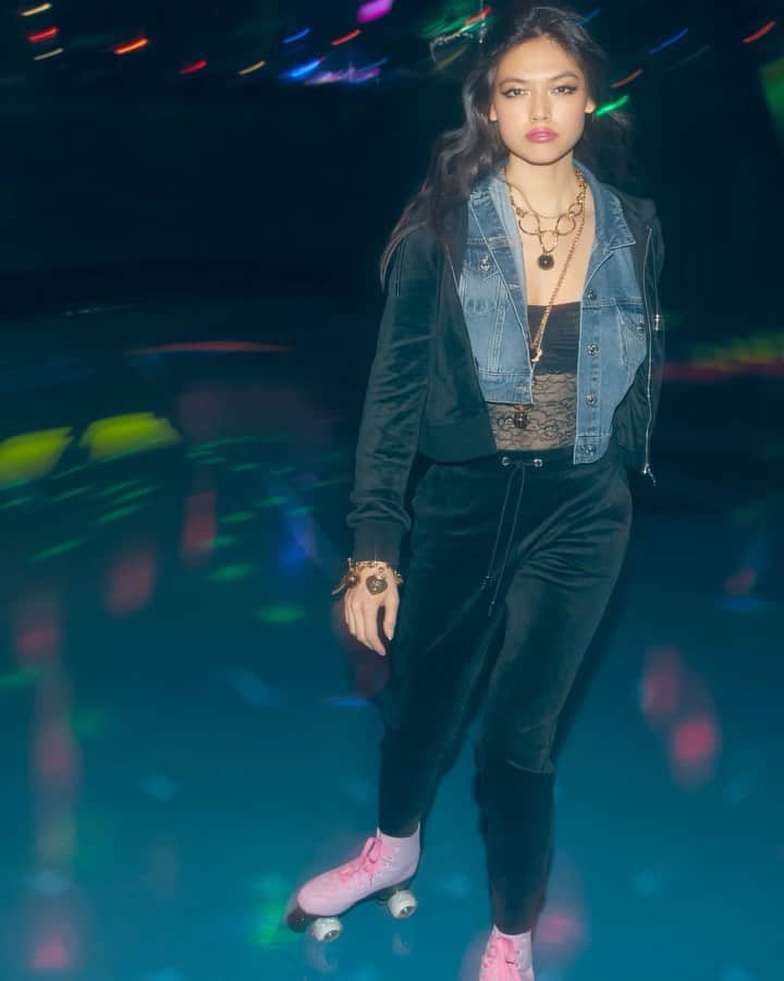 ジューシークチュールのインスタグラム：「Did you know our BFF’s at @urbanoutfitters still have stock in Embellished Track? Run (or skate), don’t walk!」