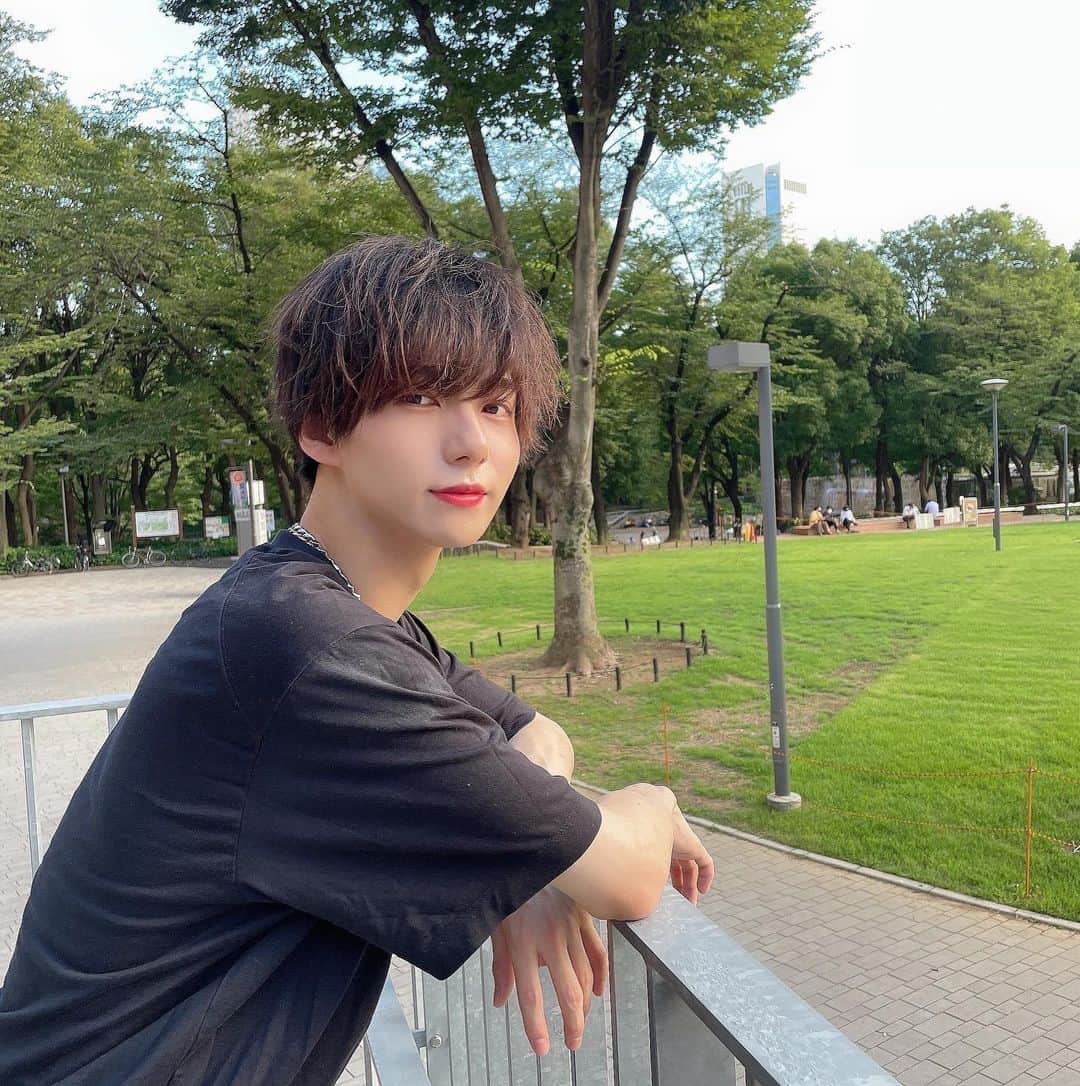 宇佐美健土のインスタグラム：「学生に戻って夏休みしたいな！」