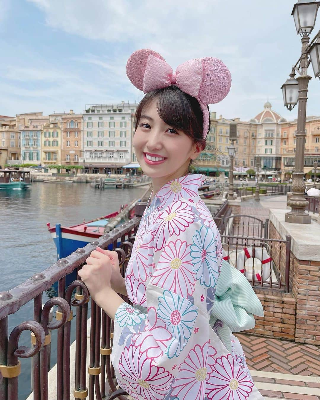 関根ささらさんのインスタグラム写真 - (関根ささらInstagram)「One summer day in Japan🎐👘🌸 . . 今年は浴衣ディズニーできたし、お仕事でも浴衣2回着れたし、お祭りとかは行けなくても夏満喫できた気がする🥰🥰🌈 . . #tokyodisneysea #tds #tdr #tokyodisneyresort #disneyresort #tokyodisney #yukata #yukatagirl #japanesegirl #idol #japaneseidol #アイドル #ゆかた #浴衣 #浴衣女子 #浴衣ヘアアレンジ #浴衣ヘア #浴衣美人 #浴衣コーデ #浴衣ディズニー #ゆかたディズニー #ディズニーコーデ #東京ディズニーシー #東京ディズニーリゾート #ディズニーシー #浴衣デート #彼女とデートなうに使っていいよ ❤︎」8月31日 18時06分 - sasarasekine