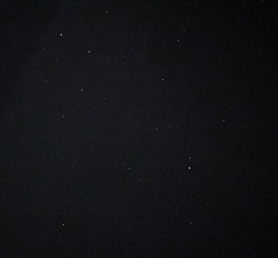 福本茜さんのインスタグラム写真 - (福本茜Instagram)「🤍 ・ 夜になったら外に出て星を見るんだぁ〜まじでずっと見とれるよね！」8月31日 18時44分 - sharetv_sgm