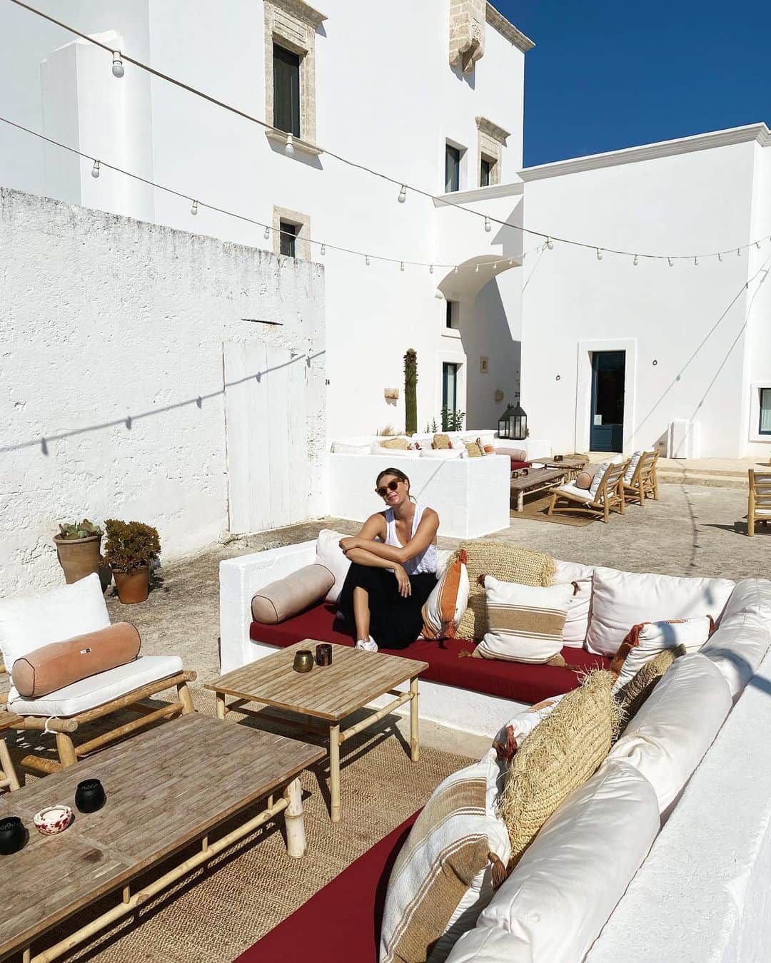 マリア・シャラポワのインスタグラム：「📍Puglia. Couldn’t possibly leave without visiting you Italia 🇮🇹. Amazing previous memories, most of which are hard work, sweat, toned abs, and home made truffle pasta. Time to form a few different ones 😅」