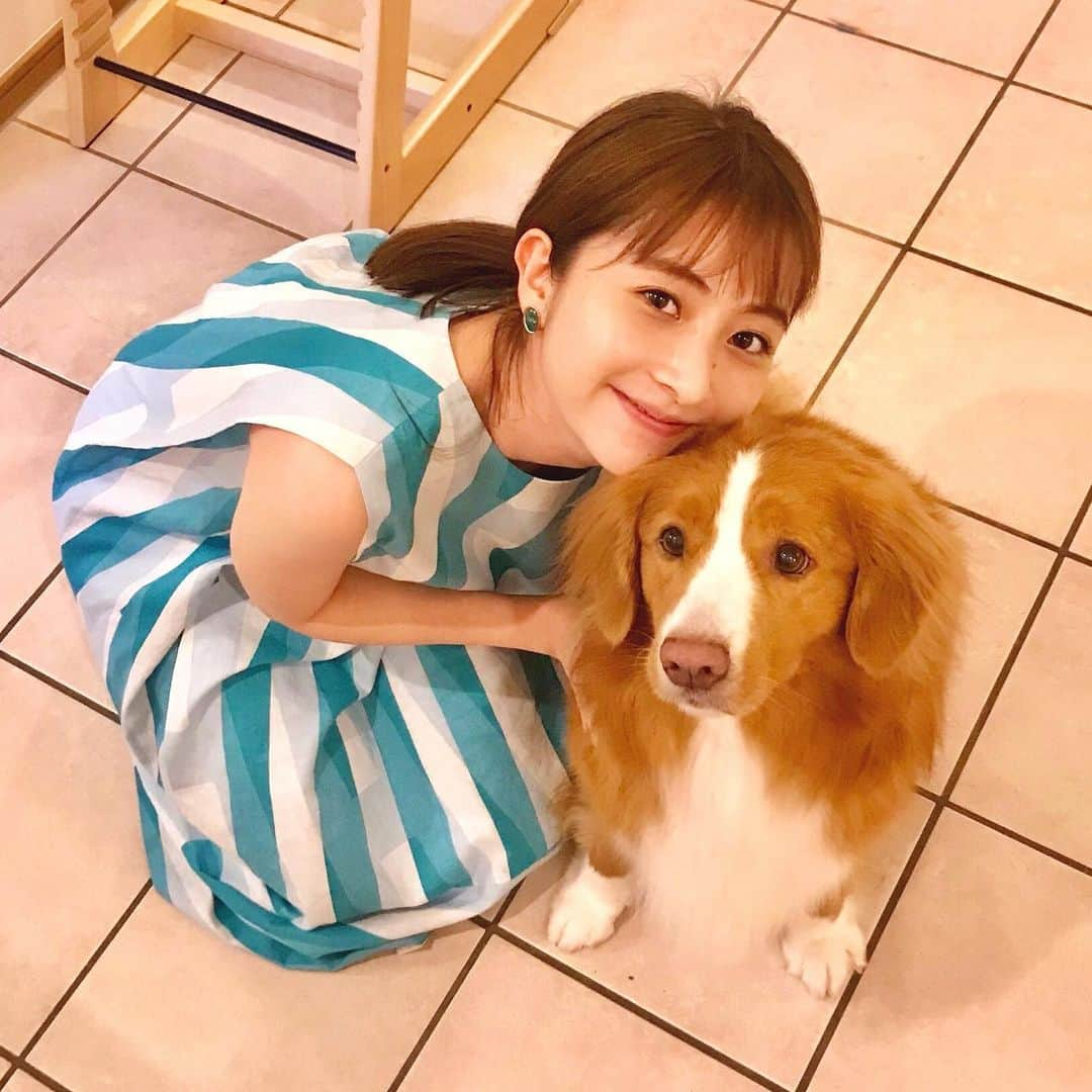 日比麻音子さんのインスタグラム写真 - (日比麻音子Instagram)「さーて9月！ 駆け抜けますよー🏃‍♀️🏃‍♀️🏃‍♀️ . かわいい家族と遊んだ時の一枚。 もうあっという間に、だいぶ前のこと 会えるのはたまにだけれど、 しっかりエネルギーチャージ。 また会える日まで頑張るね！  #家族時間  #また会う日まで #september #なつのおわり #あきのはじまり」9月1日 8時28分 - hibi_maoko