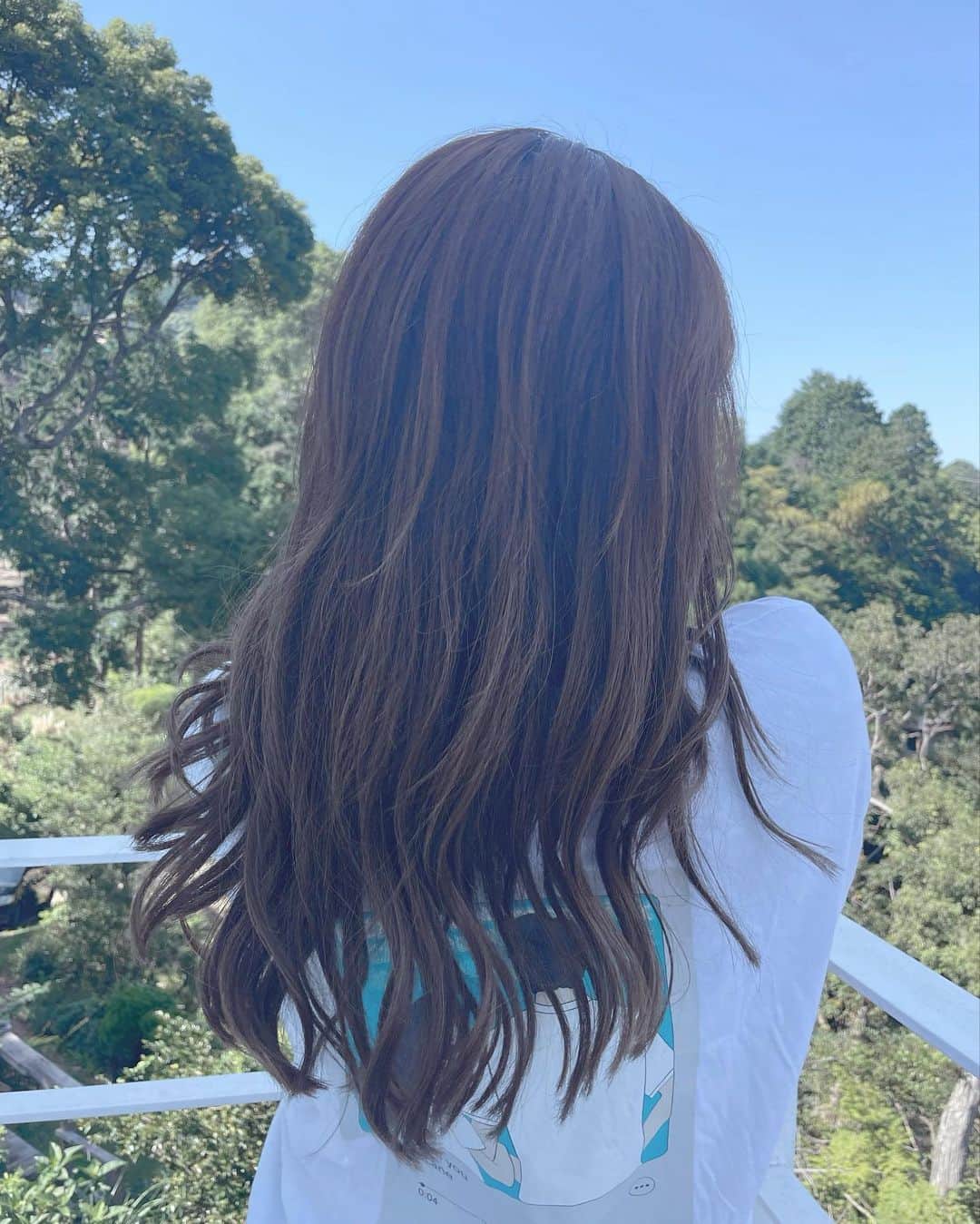 SERINAさんのインスタグラム写真 - (SERINAInstagram)「撮影があったので  @hiroto_takabe さんに お願いしてリタッチ してもらいました💇‍♀️ ⁡ トリートメントもしてもらって 髪の毛サラサラ になって嬉しい😆💗✨ ⁡ #cyberjapan#cyberjapandancers#cjd_serina」9月1日 14時04分 - necoserina