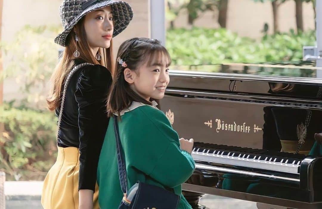 石原さとみのインスタグラム：「💛 @baton_movie  #そしてバトンは渡された  #石原さとみ」