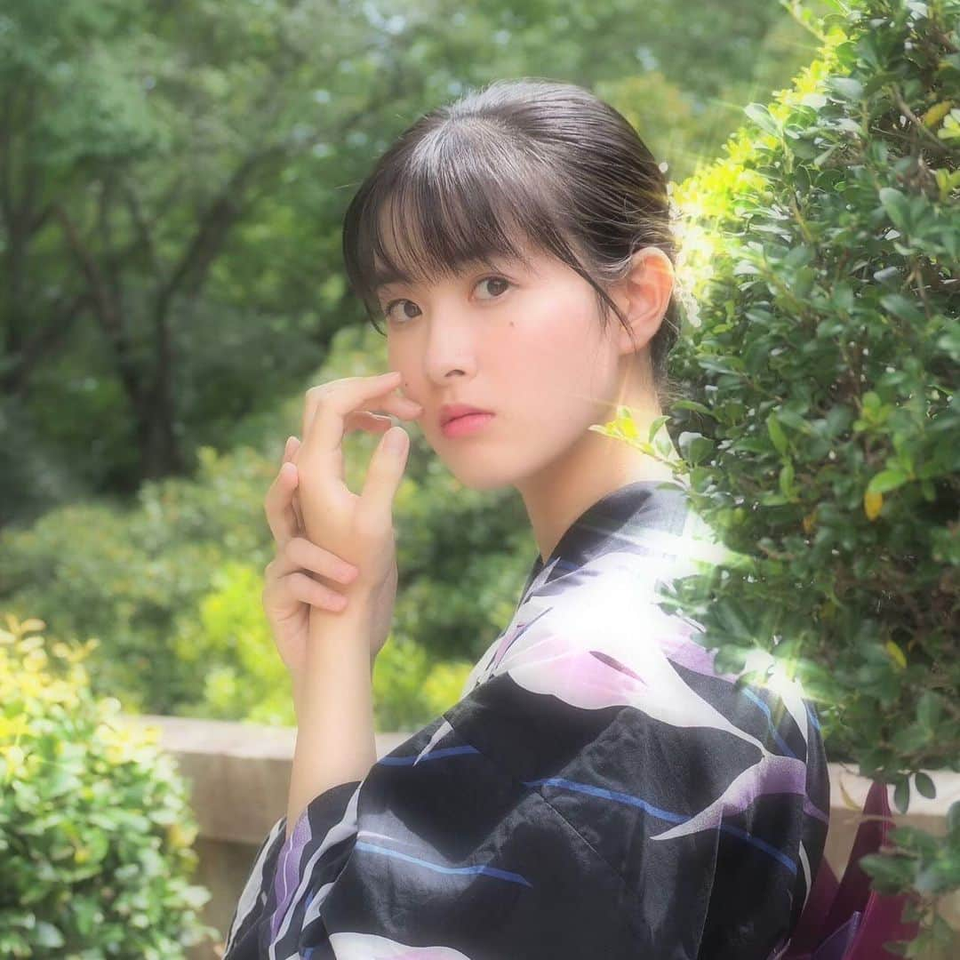 久保咲玖良さんのインスタグラム写真 - (久保咲玖良Instagram)「夏も終わり  #浴衣 #ポートレート #女子高生 #撮影時のみマスクを外しています #portrait #olympuspen」9月1日 15時23分 - sakura__4141