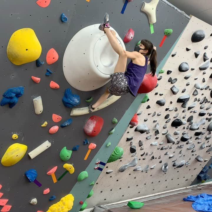 大田理裟のインスタグラム：「@360holds 🤍 ⁡ #クライミング #ボルダリング #climbing #bouldering #sportclimbing #lead #スポーツクライミング #sports #climbinglife #training #トレーニング #champion #BeYourOwnChampion #championjp @inzairocky」