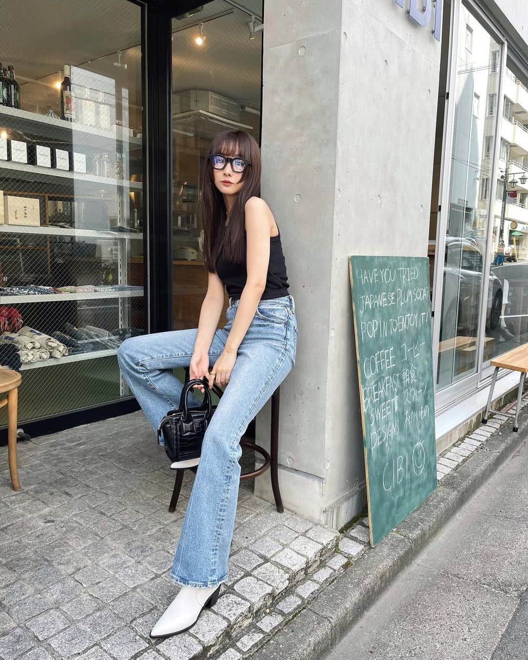 前田希美（まえのん）さんのインスタグラム写真 - (前田希美（まえのん）Instagram)「北参道にある @cibi_tokyo さんへ。   お店の外観とかも含めて全部好みでした。  ブラウニーが美味しかったから ぜひ食べてみてください！   この日はシンプルコーデ。 ZARAの新作の ブーツで少し外してみました。  #のんの私服 #のんカフェ巡り  #code #fashion #oitd #cibitokyo  #北参道カフェ #cibi #cibicafe」9月1日 18時51分 - maeda_nozomi