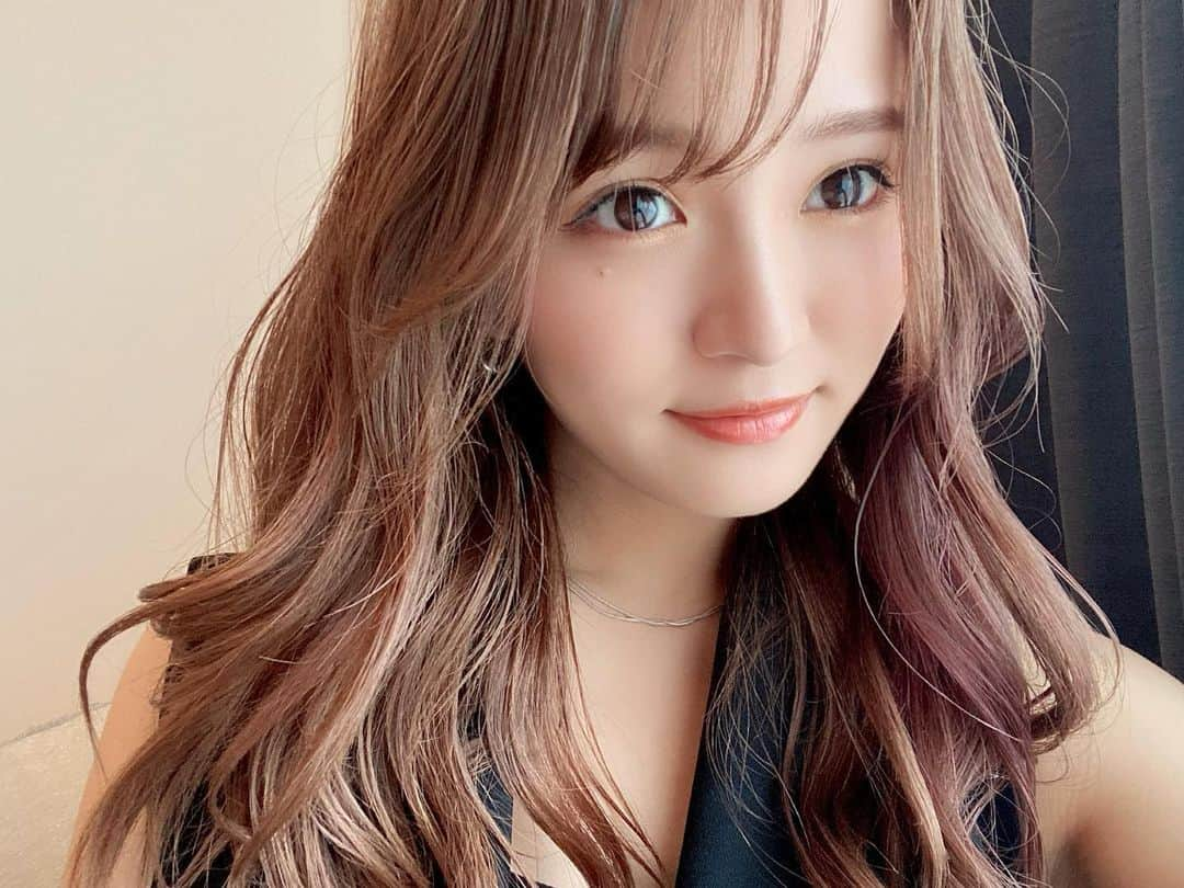 高嶋菜七さんのインスタグラム写真 - (高嶋菜七Instagram)「9月のはじまりはじまり  久々に髪の毛巻いた日☝🏼  #9月 #突入 #今月の #目標 #ボディーメイク #ビジョビ #東京パフォーマンスドール #ラストの月 #楽しむ」9月1日 19時07分 - nana_takashima_tpd