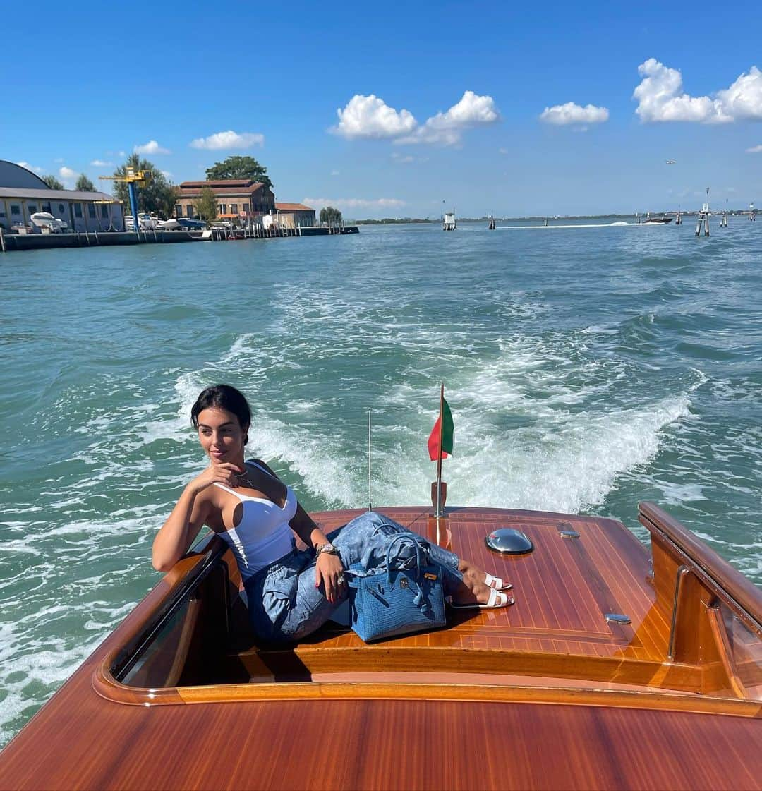 ジョルジーナ・ロドリゲスさんのインスタグラム写真 - (ジョルジーナ・ロドリゲスInstagram)「Ti amo, Venezia ❤️」9月1日 20時28分 - georginagio