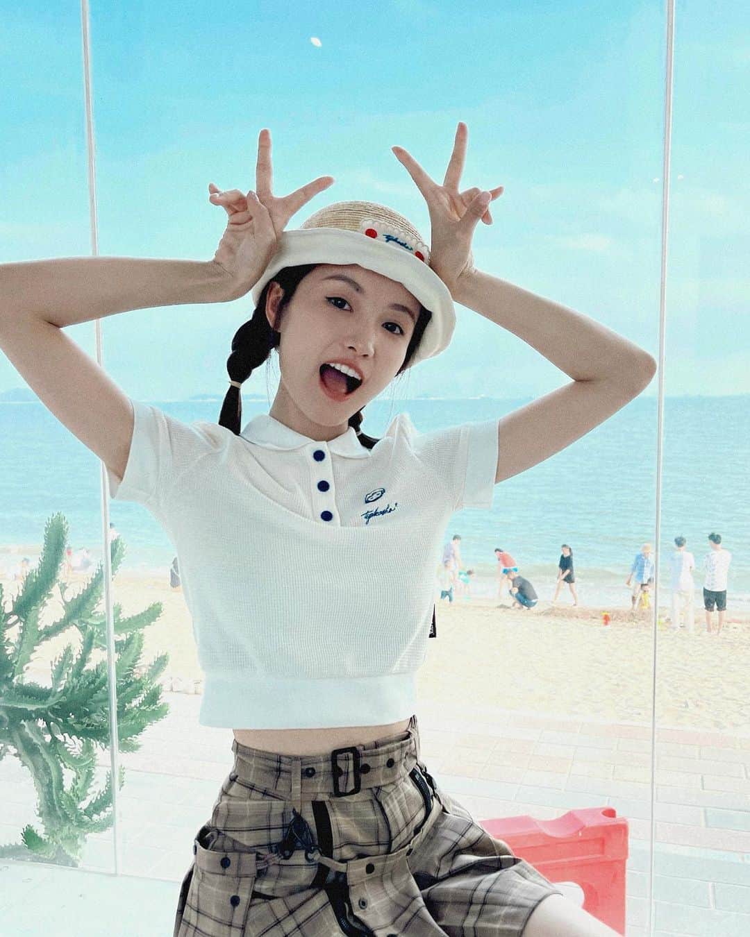 リン・シャオザイさんのインスタグラム写真 - (リン・シャオザイInstagram)「🐟」9月1日 20時42分 - hanalin_z