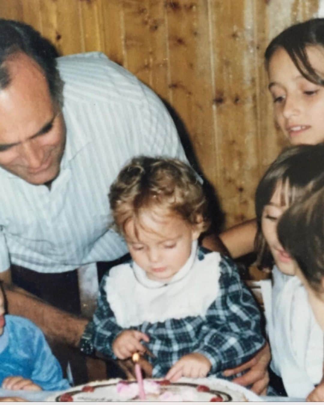 アントニオ・ノチェリーノのインスタグラム：「Buon compleanno ammor miiii ❤️❤️❤️ I love you so much ❤️」