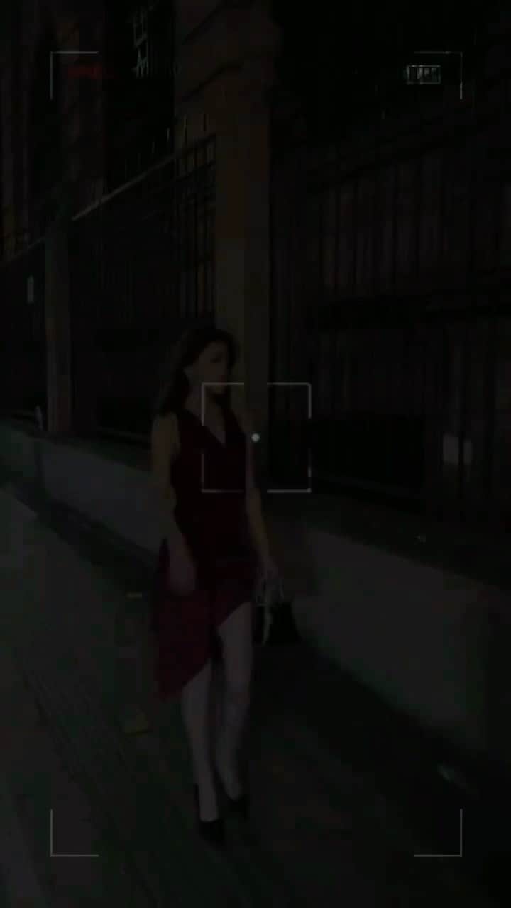 美雪ありすのインスタグラム：「顔を替えて遊ぶアプリを使ってみました🥰　　  髪伸ばそうかな。笑  #faceplay」