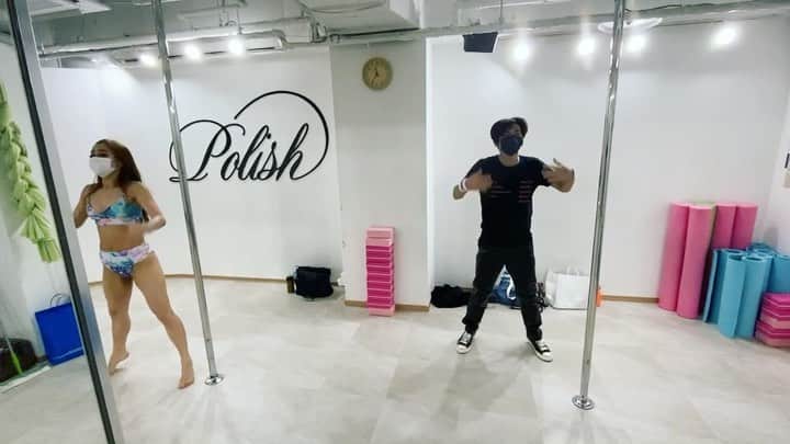 U-YEAH のインスタグラム：「胸さ〜わぎの腰つ〜き  #poledancemen」